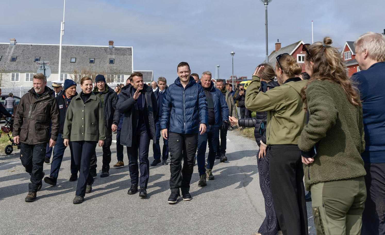 ემანუელ მაკრონი - გრენლანდია გრენლანდიელ ხალხს ეკუთვნის, დანია კი ამის გარანტია