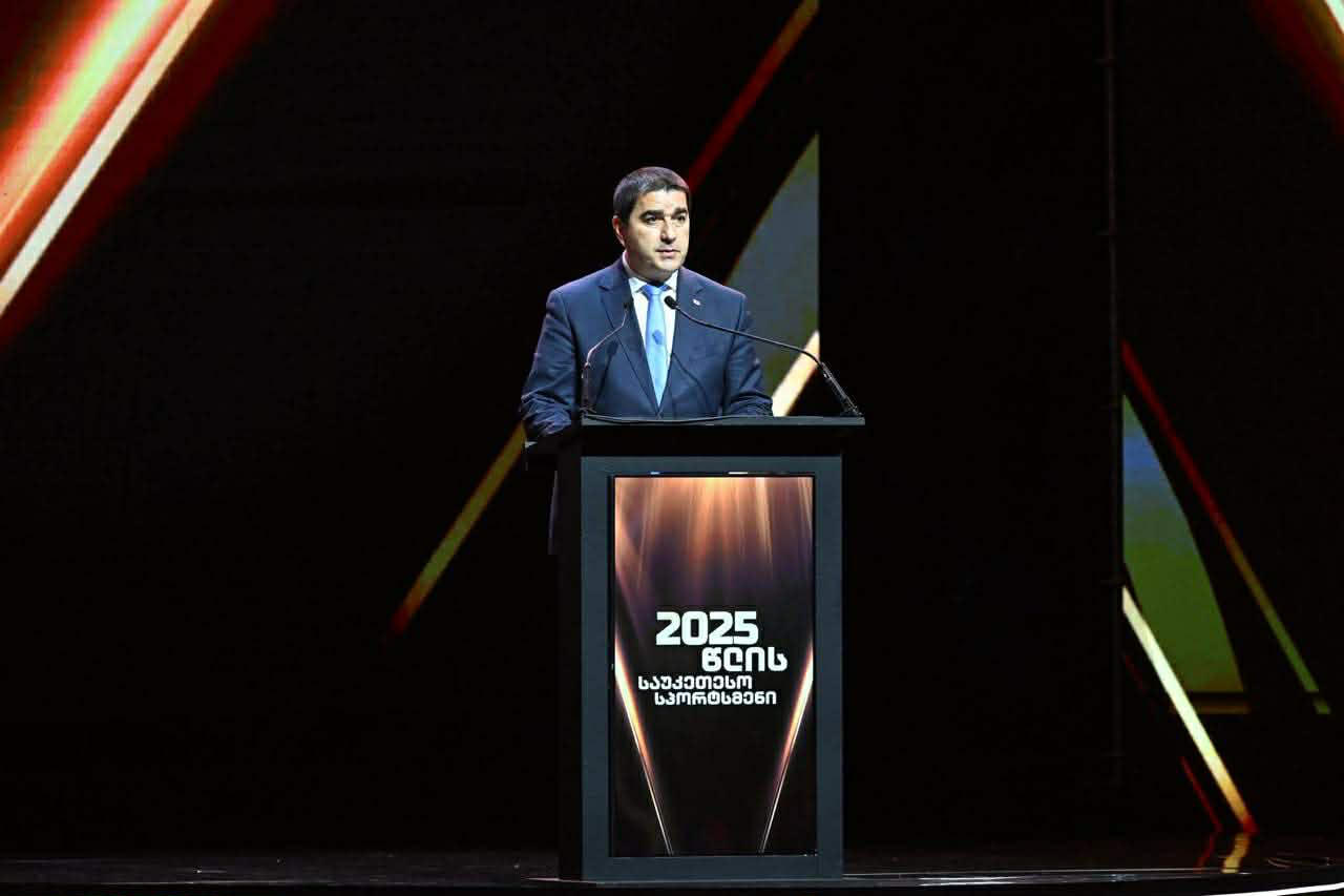 შალვა პაპუაშვილი - ჩვენნაირი ქვეყნისთვის, სპორტი არის ქვეყნის სახელის ამაყად ტარება, დროშის მაღლა ფრიალი, ჰიმნის ჟღერება და მოპოვებული გამარჯვების სახალხო ზეიმი - გვჯერა, საქართველოს საუკეთესო დღეები წინაა