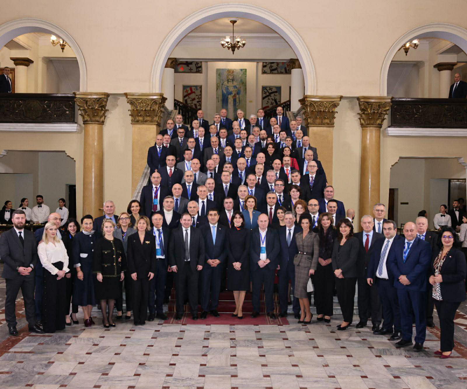 შალვა პაპუაშვილმა საქართველოს ელჩებს პარლამენტში უმასპინძლა