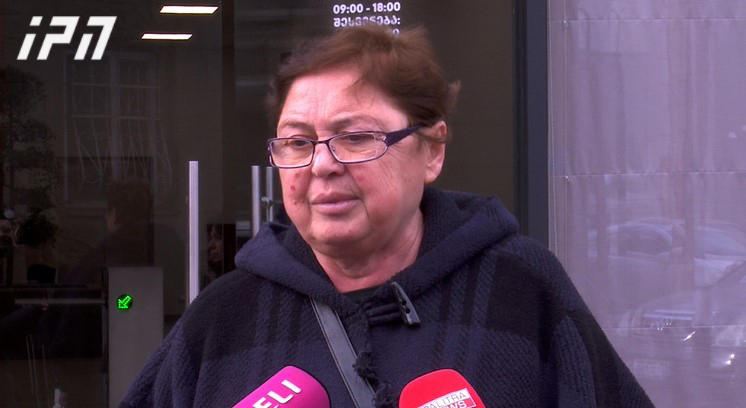 სახალხო დამცველი ლევან ხაბეიშვილის ოჯახის წევრებსა და ადვოკატს ხვდება