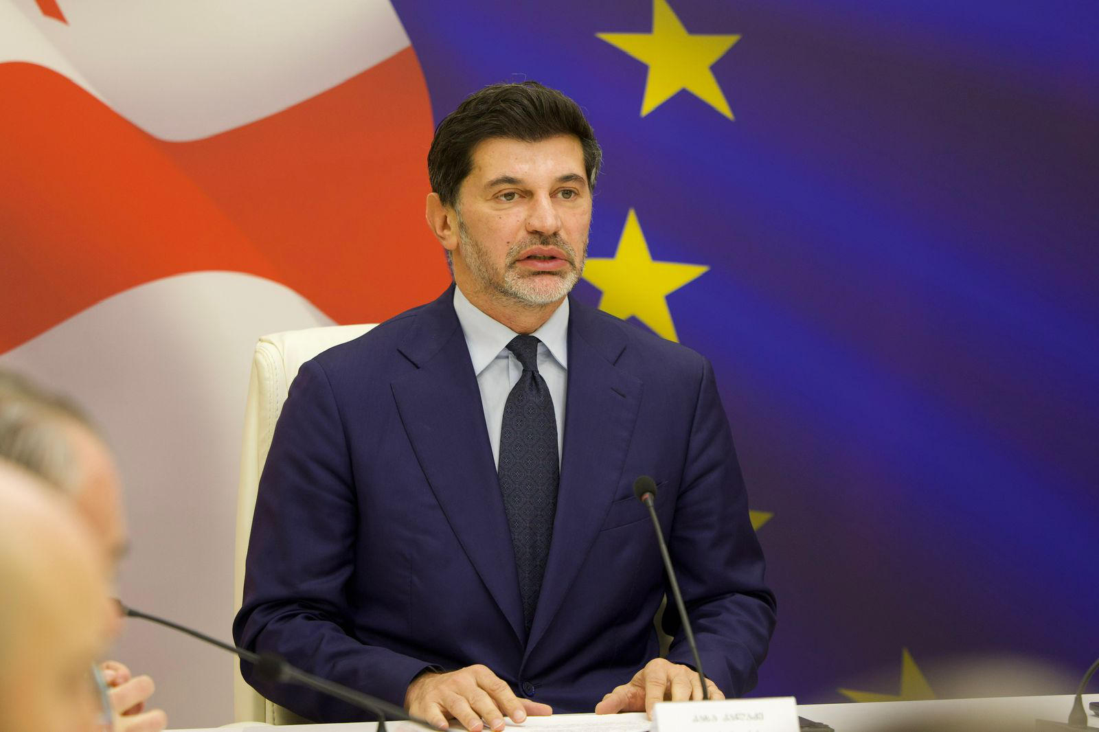 კახა კალაძე - 2026 წლის ბიუჯეტიდან ყველაზე მეტ თანხას სოციალური და ჯანდაცვის მიმართულებით დავხარჯავთ, რადგან ჩვენთვის ამოსავალი წერტილი ადამიანი და მისი ჯანმრთელობის მდგომარეობაა