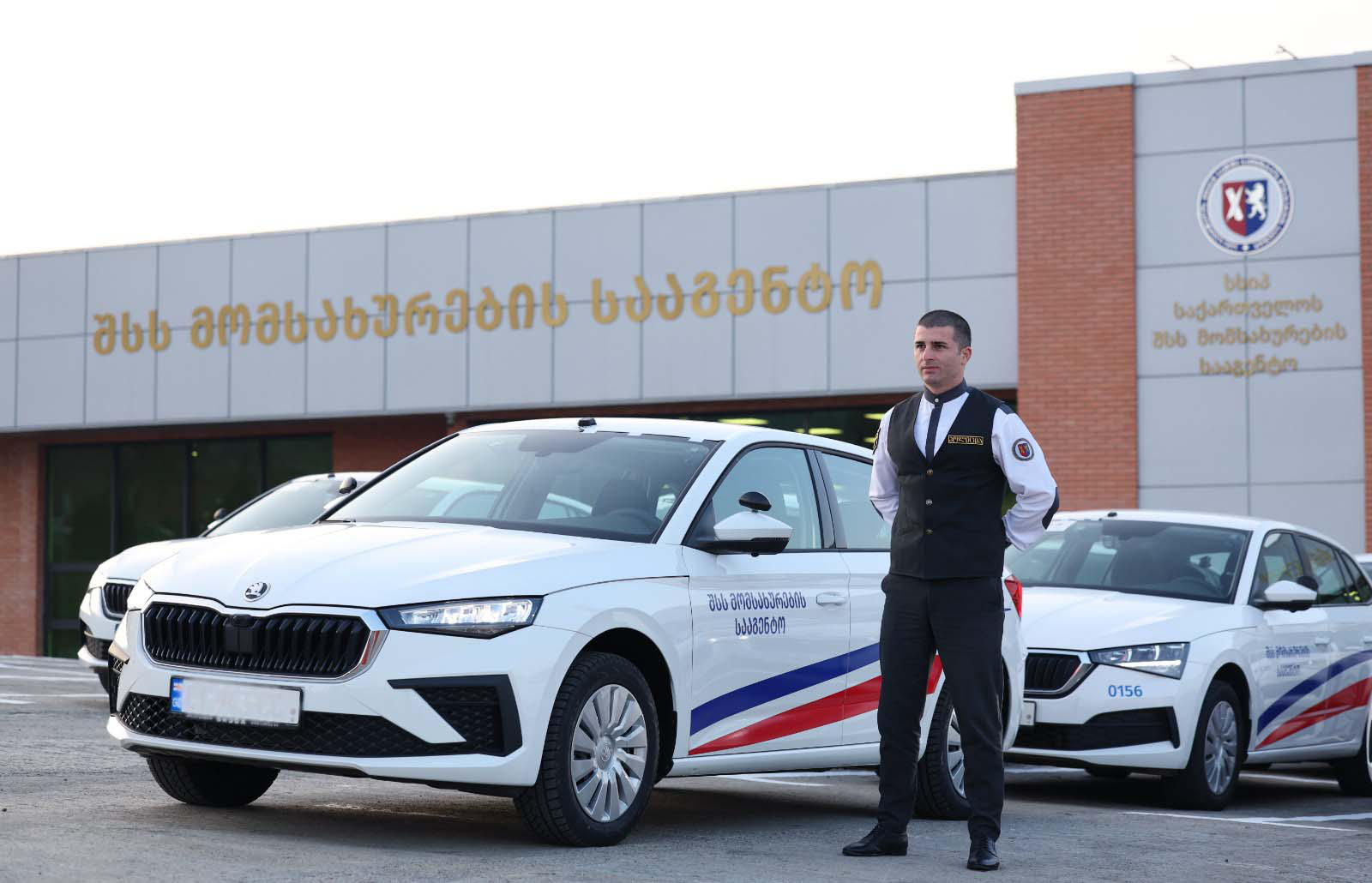 მომსახურების სააგენტოს ავტომობილები შეიცვალა