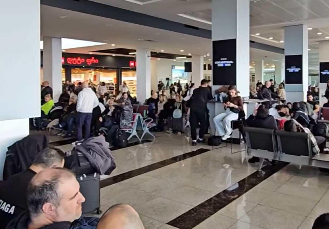 Flights to several destinations canceled at Batumi Airport due to bad weather
