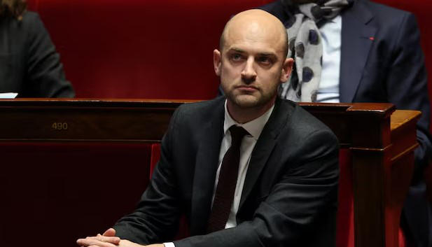 საფრანგეთი გრენლანდიაში საკონსულოს ხსნის