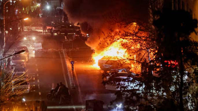 Reuters - ირანში საპროტესტო აქციების დროს მინიმუმ 5 000 ადამიანი დაიღუპა