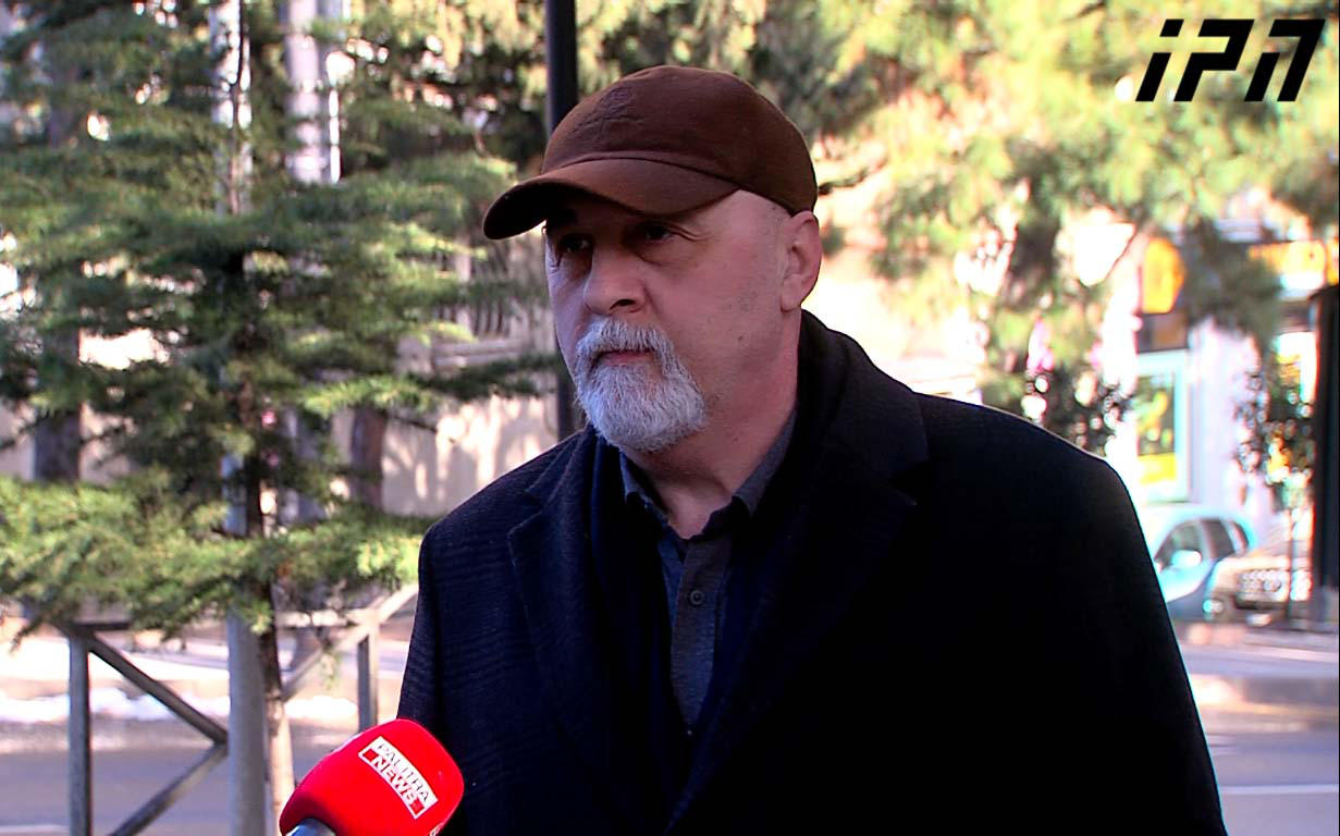 გიორგი სიხარულიძე - არ შეიძლება დიალოგი გამართო რეჟიმთან, რომელიც ტროტუარზე დგომის გამო ადამიანებს იჭერს - კობახიძის განცხადება დებატების აღდგენასთან დაკავშირებით, თავის გაკეთილშობილების უბადრუკი მცდელობაა