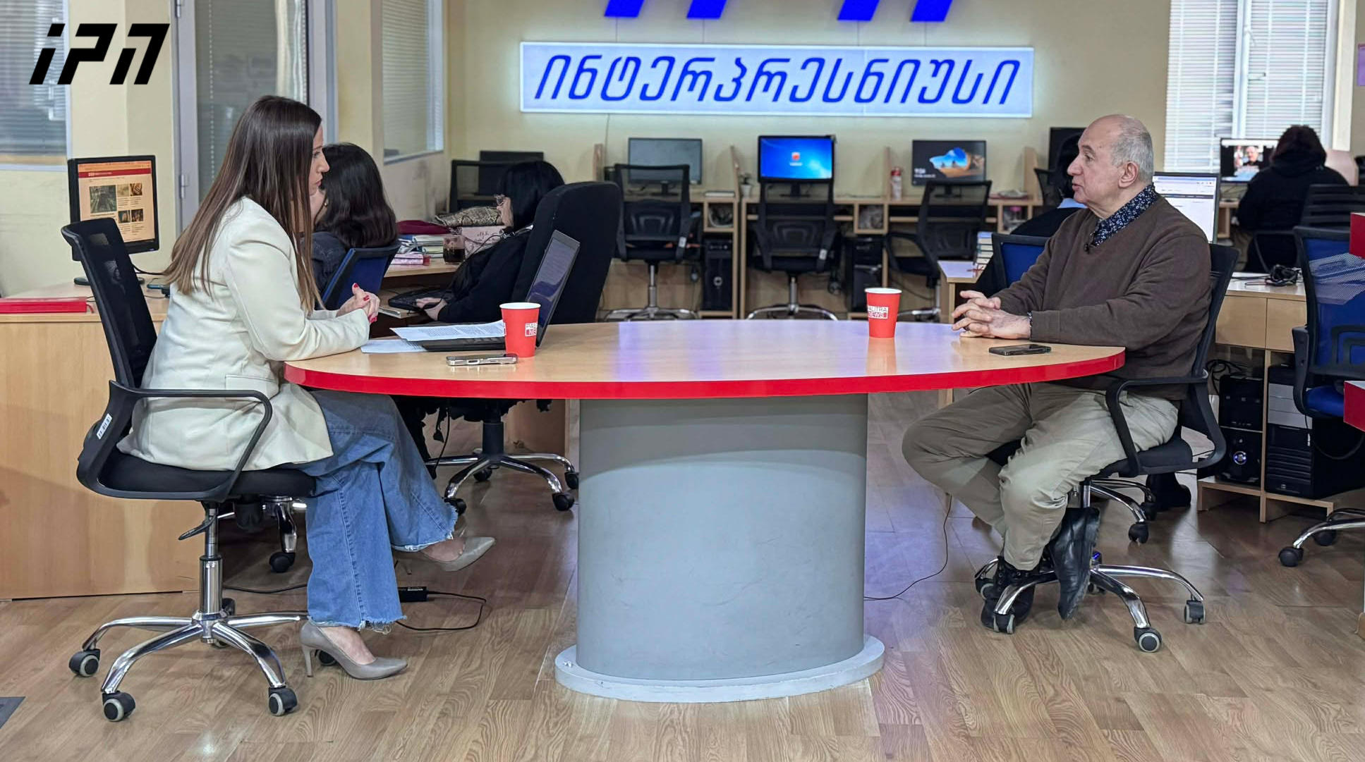 პაატა ზაქარეიშვილი - მე ვამაყობ ჩემი შვილით და მიხარია, რომ საქართველოში ასეთი ახალგაზრდები არიან, რაც შეეხება ჰელსინკის კომისიას, მის შეფასებებს აშშ-ის პოლიტიკაზე არსებითი გავლენა არ ექნება და მოვუწოდებ პოლიტიკოსებს, ნუ ქმნიან მაღალ მოლოდინებს