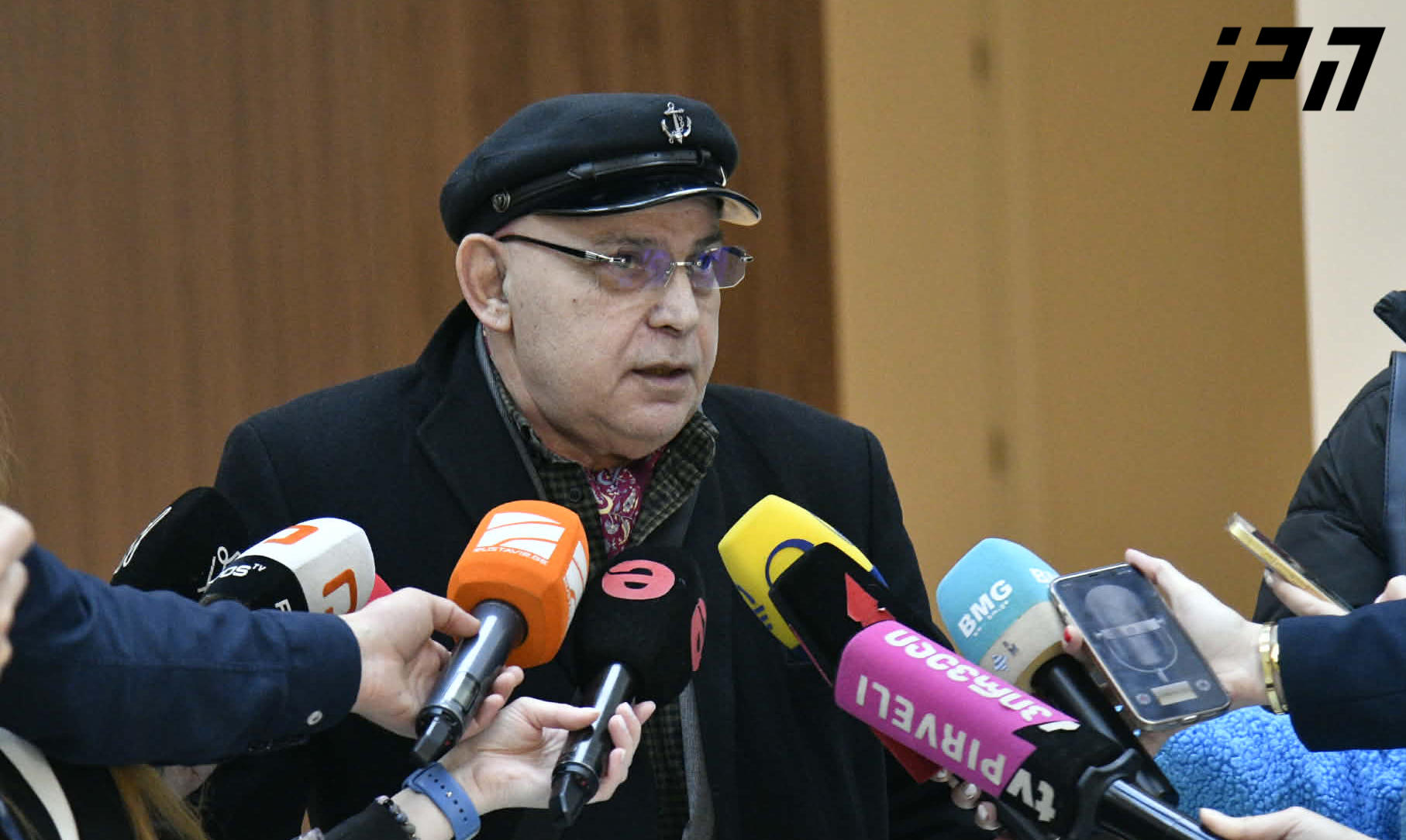 ნავთობპროდუქტების იმპორტიორთა კავშირის ხელმძღვანელი - აქციზის გამოკლება დიდი გამოსავალი არ არის - აქციზი ხომ მოაკლდება სახელმწიფოს?! მერე რა, რომ ხალხი იხდის? გვეტყვიან ასე, მოვიქცევით ასე, დაგვიწერენ ასეთ კანონს, ვალდებული ვართ დავემორჩილოთ