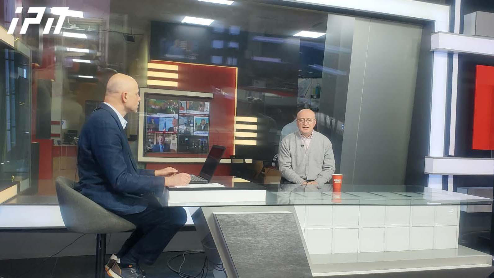 ალექსანდრე შენგელაია - არაპირდაპირ იყო ნათქვამი, რომ სამინისტროს აქვს უფლება ჩაატაროს რეორგანიზაცია ჩვენი აზრის გათვალისწინების გარეშე - ვერ მივიღეთ ლოგიკური და დამაჯერებელი პასუხი, რატომ არის უმაღლესი სასწავლებლების შეერთების აუცილებლობა