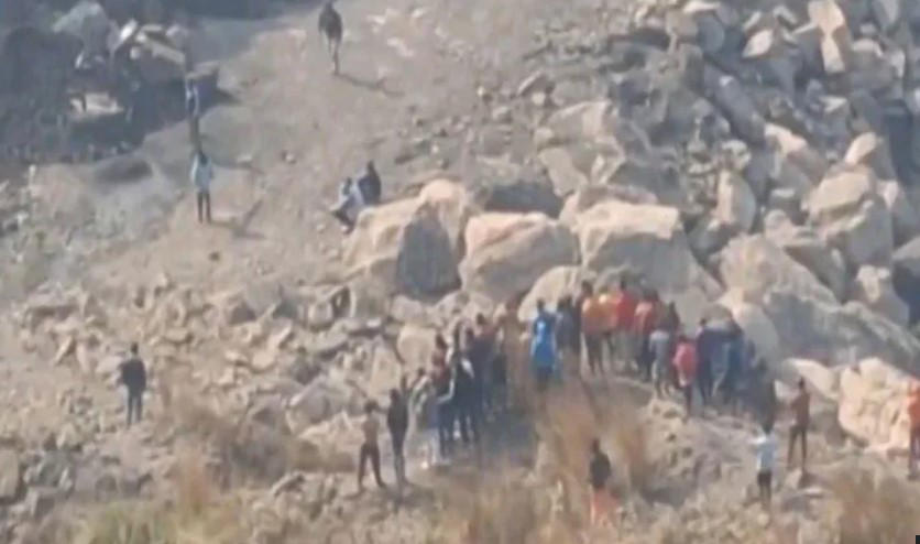 ინდოეთში უკანონოდ მოქმედ მაღაროში მომხდარი აფეთქების შედეგად სულ მცირე 18 ადამიანი დაიღუპა