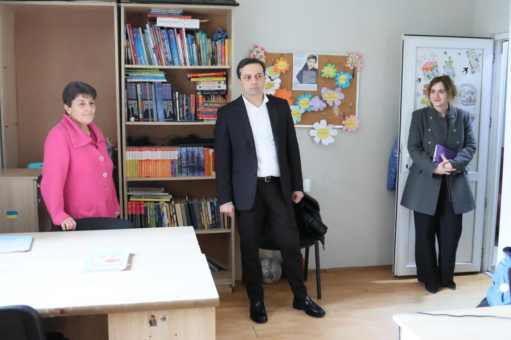 სახალხო დამცველმა თბილისში მდებარე მიუსაფარ ბავშვთა დღის ცენტრი და თავშესაფარი და შშმ პირთა დღის ცენტრი მოინახულა