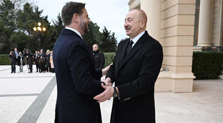 ჯეი დი ვენსი აზერბაიჯანში ილჰამ ალიევთან შეხვედრას მართავს