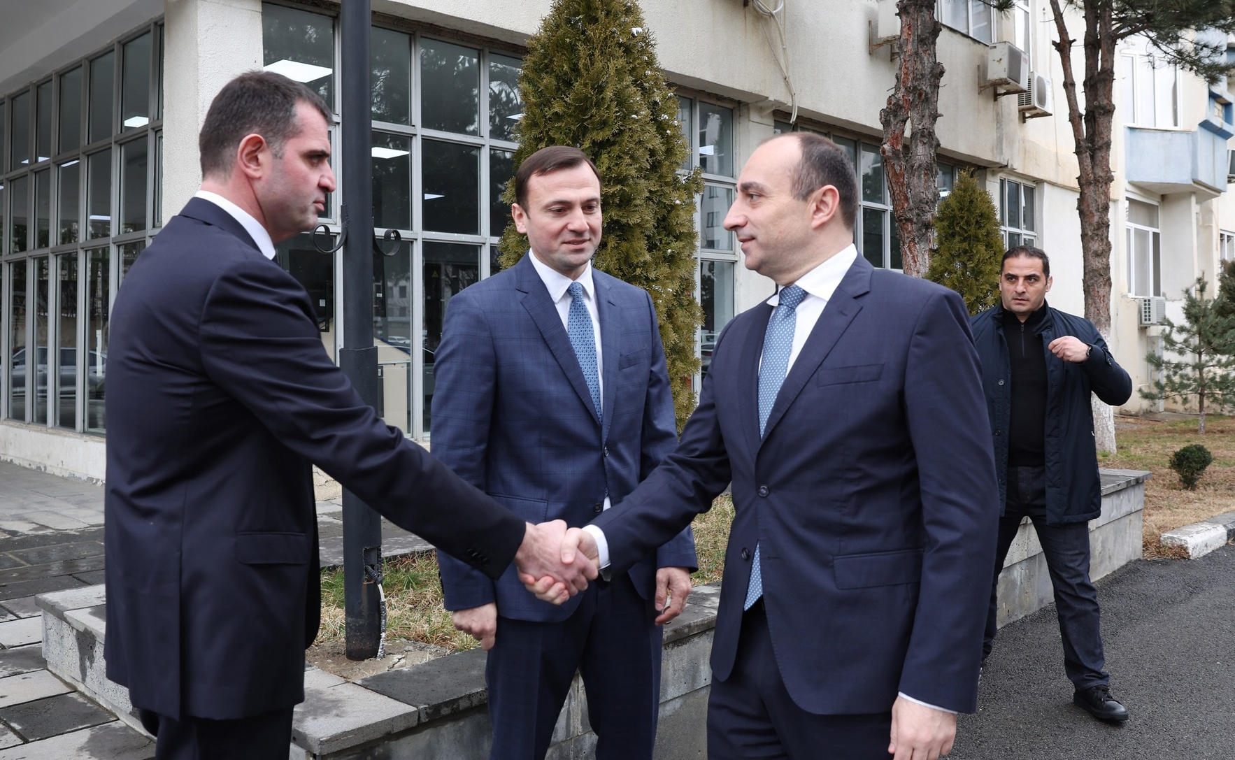 დაცვის პოლიციის დეპარტამენტის ხელმძღვანელის პოზიციაზე თეიმურაზ კუპატაძეს გიორგი ალადაშვილი შეცვლის, კუპატაძე კი თბილისის პოლიციის დეპარტამენტის დირექტორის მოადგილე იქნება