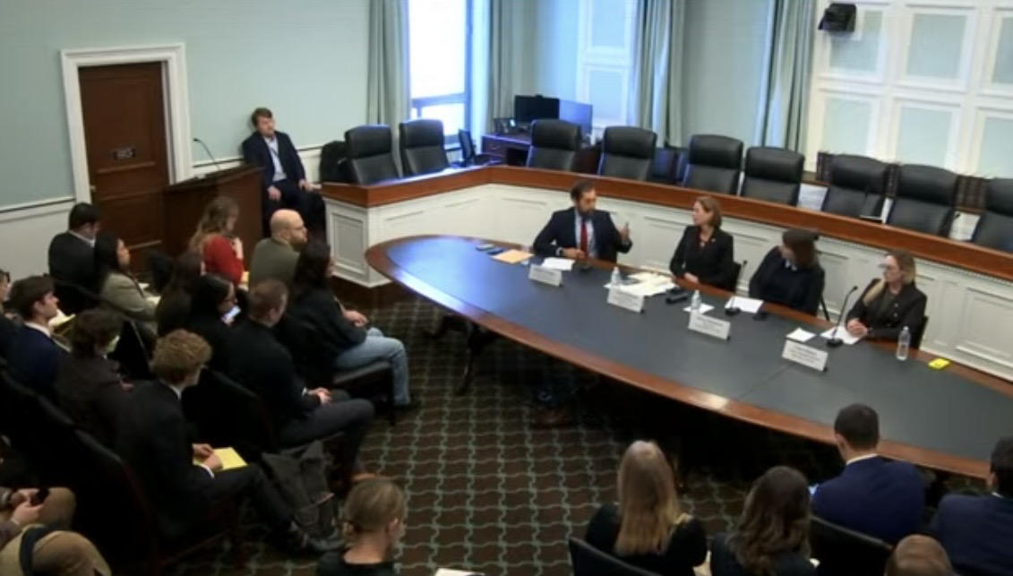 კლერ კაისერი - ტრამპის ადმინისტრაციამ ივანიშვილისა და "ქართული ოცნების" წინააღმდეგ ზომები ძალაში დატოვა - კავკასიაში ენერგიულ ამერიკულ პოლიტიკაში ცხადად არ არის საქართველო, მისმა მთავრობამ რეგიონში გეოპოლიტიკურ ტრანსფორმაციაზე უარის თქმა გადაწყვიტა