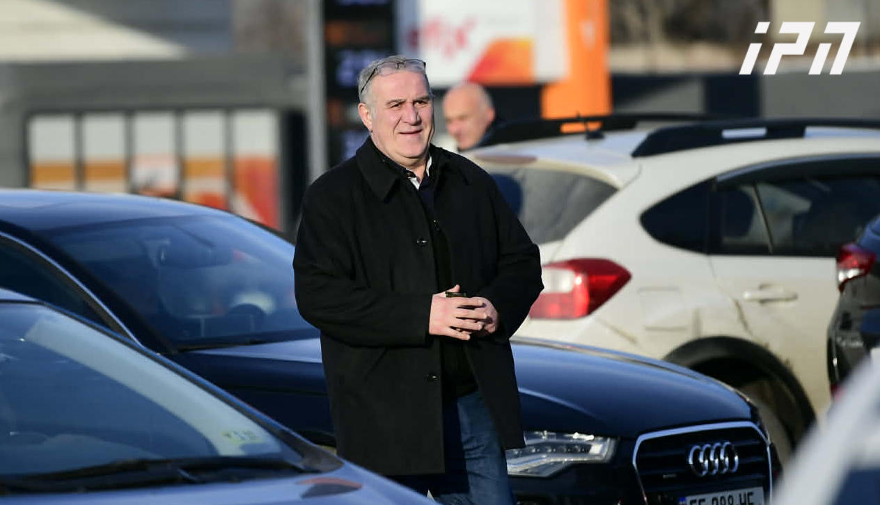 ნუგზარ წიკლაური - ყველა, ვინც ახლა აქ არის და სასჯელს იხდის, ეს არის მათი ბრძოლა, ეს არის ჩვენი საერთო ბრძოლა და ეს არის თავისუფლებისთვის ბრძოლის ეპიზოდები - ნიკა გამოდის, მაგრამ ცხადია, რომ აქ რჩებიან ადამიანები