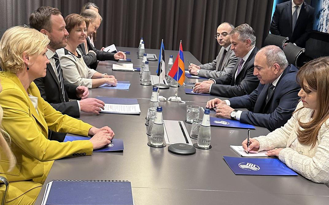 მედია - ესტონეთის საგარეო უწყებას ესტონეთის ელჩი საქართველოსა და სომხეთში ერევანში გადაჰყავს, საქართველოში კი საქმეთა დროებით რწმუნებულს ნიშნავს