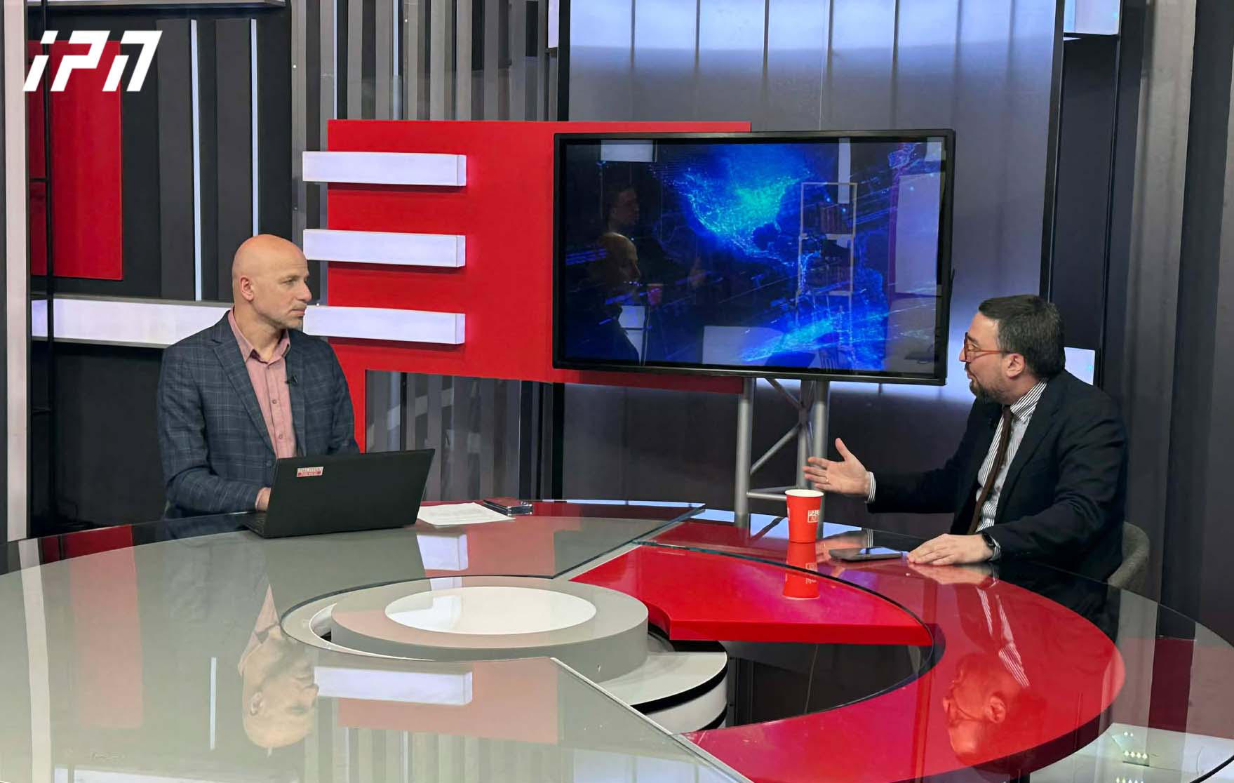 თაზო დათუნაშვილი - დავითაშვილი სუს-ში იჯდა დაკითხვაზე ექვსი საათი და „ჩვენ განვიხილეთო“, თითქოს ბიზნესლანჩზე იყო ინვესტორებთან, რა განიხილე, შე უბედურო? – „ქართულ ოცნებას“ წიწილებიც გამოელევა, მერე სად წავა?