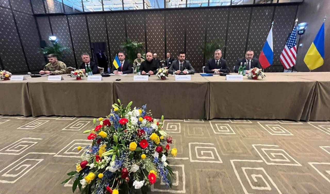 მედია - შვეიცარიაში უკრაინას, აშშ-სა და რუსეთს შორის პოლიტიკური ბლოკის მოლაპარაკებები დასრულდა