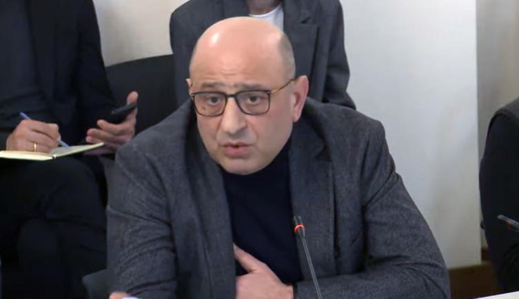 კომპანია „ჯოლიოს“ წარმომადგენელი - დაბალი ხარისხის ზეთი, რომლის 90% რუსეთიდან შემოდის, არ არის საწარმოებში იმ სტანდარტებით ნაწარმოები, როგორც მაგალითად, საქართველოში