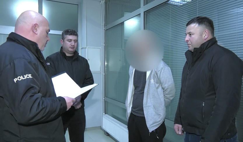 სამართალდამცველებმა რუსთავში მომხდარი განზრახ მკვლელობის ფაქტზე ერთი პირი დააკავეს