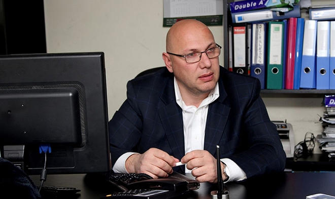 ფალსიფიცირებული თევზის კონსერვის დამზადება-გასაღებისთვის დაკავებული პირი, სავარაუდოდ, „კულას“ დამფუძნებელი ივანე გოგლიძეა