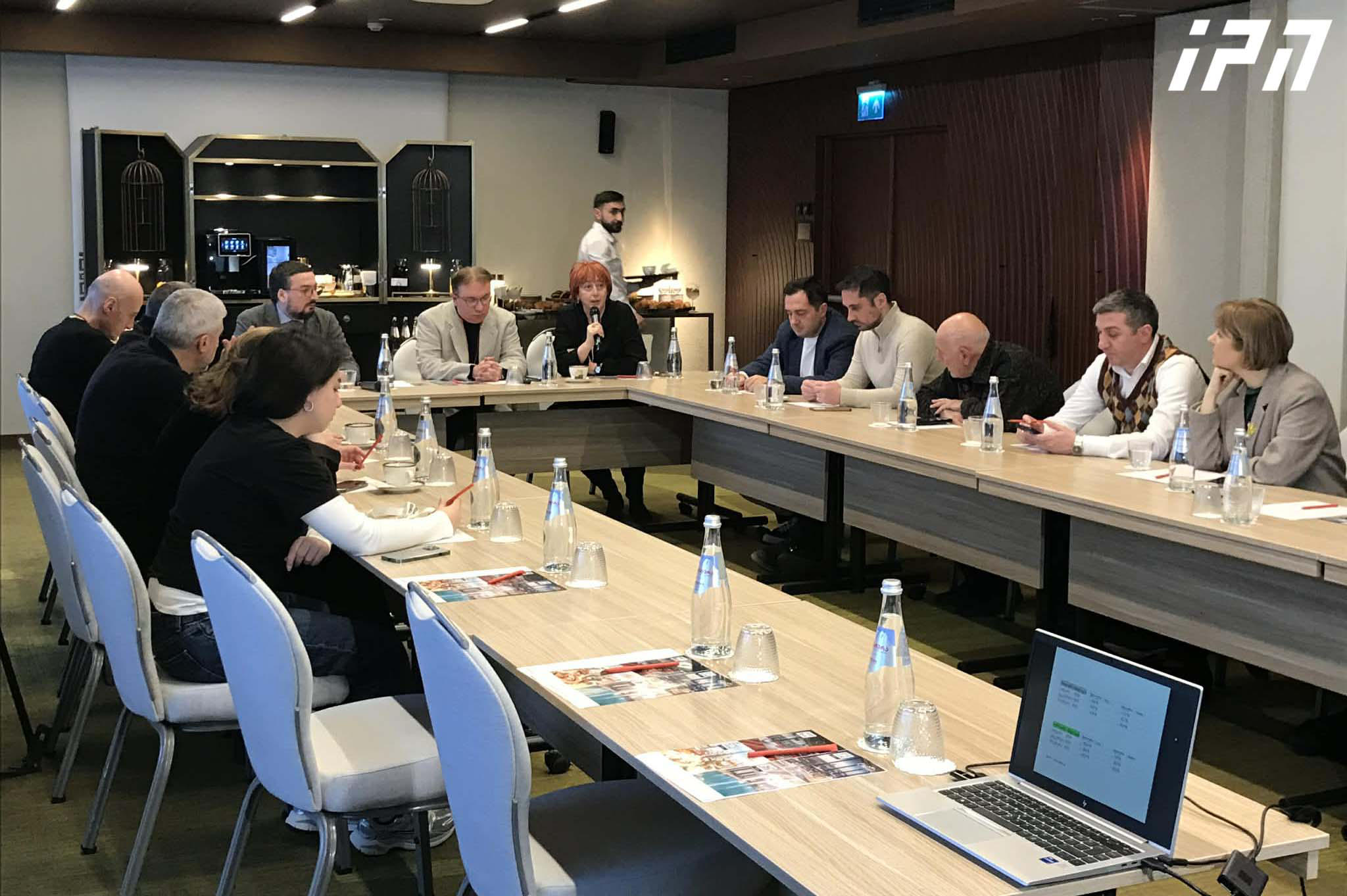 თემაზე - „გაძვირებული საქართველო და სოციალური კრიზისი“, დისკუსია გაიმართა - მონაწილეებმა ფასებთან დაკავშირებით რეკომენდაციების პაკეტი შეიმუშავეს