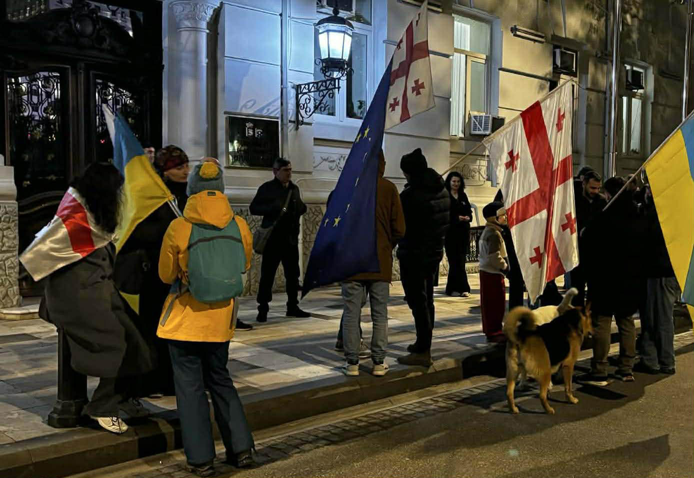 ბათუმში საპროტესტო აქცია მიმდინარეობს