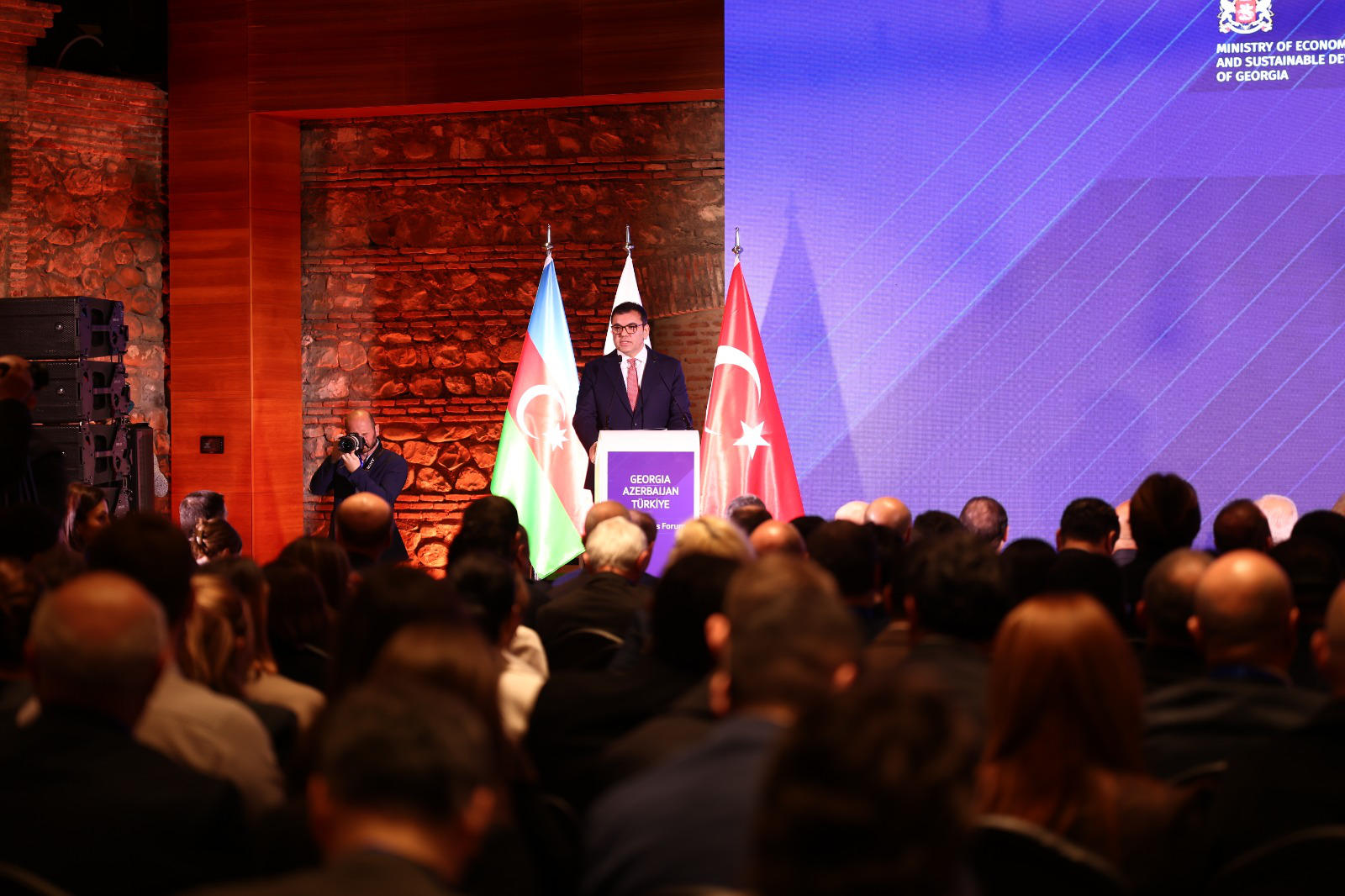 წინანდალში საქართველო-აზერბაიჯანი-თურქეთის ბიზნეს ფორუმი გაიმართა