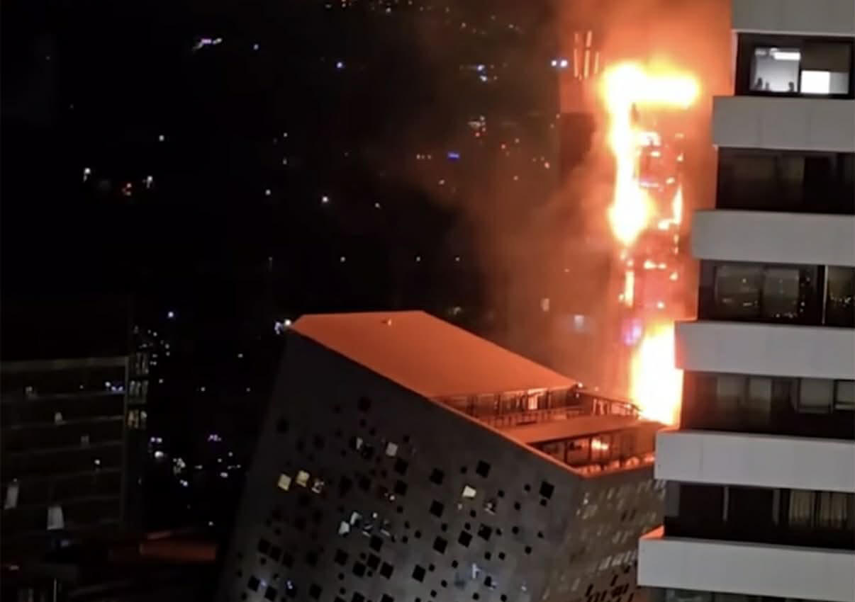 „ლიბერთი ბანკი“ სათაო ოფისის შენობაში გაჩენილ ხანძართან დაკავშირებით ინფორმაციას ავრცელებს