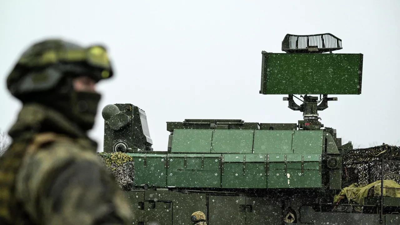 რუსეთის შეიარაღებული ძალების შემადგენლობა 2.4 მილიონი ადამიანით განისაზღვრა