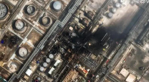 საუდის არაბეთის თავდაცვის სამინისტროს ინფორმაციით, ქვეყნის ერთ-ერთ მთავარ ნავთობგადამამუშავებელ ქარხანაზე დრონით თავდასხმის მცდელობა იყო