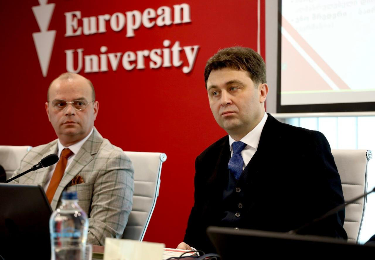 აღმოსავლეთ ევროპის უნივერსიტეტში ცვლილებებია: დავით ჩერქეზიშვილი რექტორად აგრძელებს საქმიანობას, კახაბერ ლაზარაშვილი - წარმომადგენლობითი საბჭოს თავმჯდომარედ