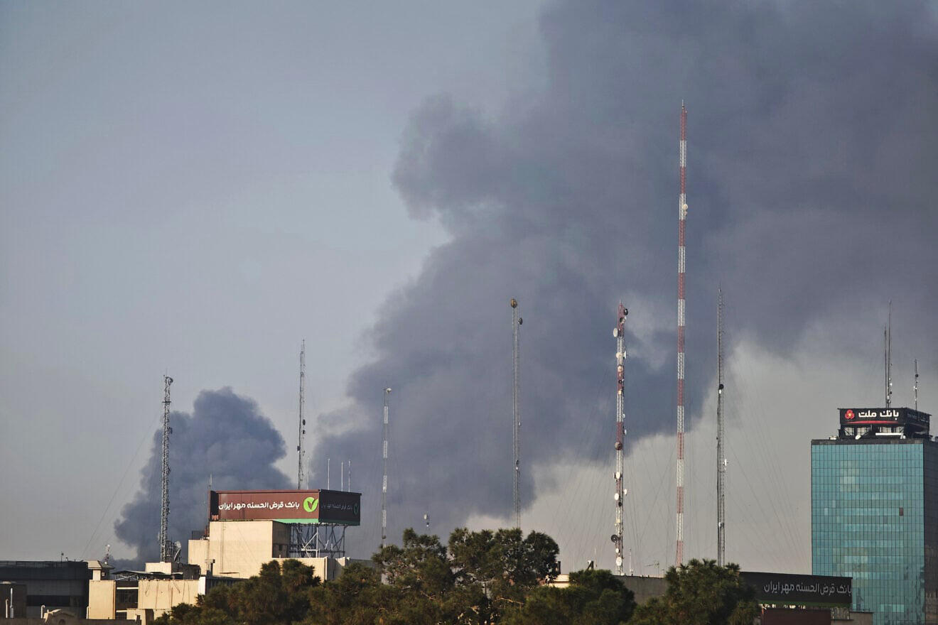 ისრაელის თავდაცვის ძალების ინფორმაციით, ისრაელის საჰაერო ძალებმა ირანის ყოფილი უზენაესი ლიდერის, ალი ხამენეის ბუნკერი გაანადგურა