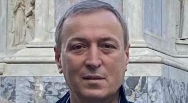 ლევან ჯანგველაძის მკვლელობის საქმეზე, დეტექტივ რომიკო გოგიაშვილის ჩვენების მიხედვით, კონფიდენტმა ინფორმაცია მიაწოდა, რომლის მიხედვით ოთარ ფარცხალაძეს და ძმებ მიქაძეებს ლევან ჯანგველაძესთან ხშირი კვეთა, ბოლო პერიოდში კი დაპირისპირება ჰქონდათ