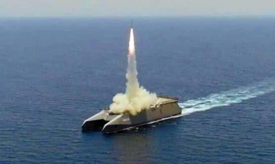 „ისლამური რევოლუციის გუშაგთა კორპუსი“ - ჰორმუზის სრუტეში აშშ-ის სამხედრო ძალებს მოუთმენლად ველით