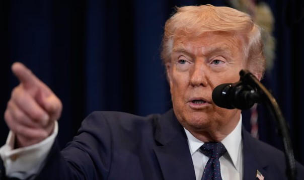 დონალდ ტრამპი - ფასის შემცირების მიზნით ნავთობთან დაკავშირებულ ზოგიერთ სანქციას ვაუქმებთ