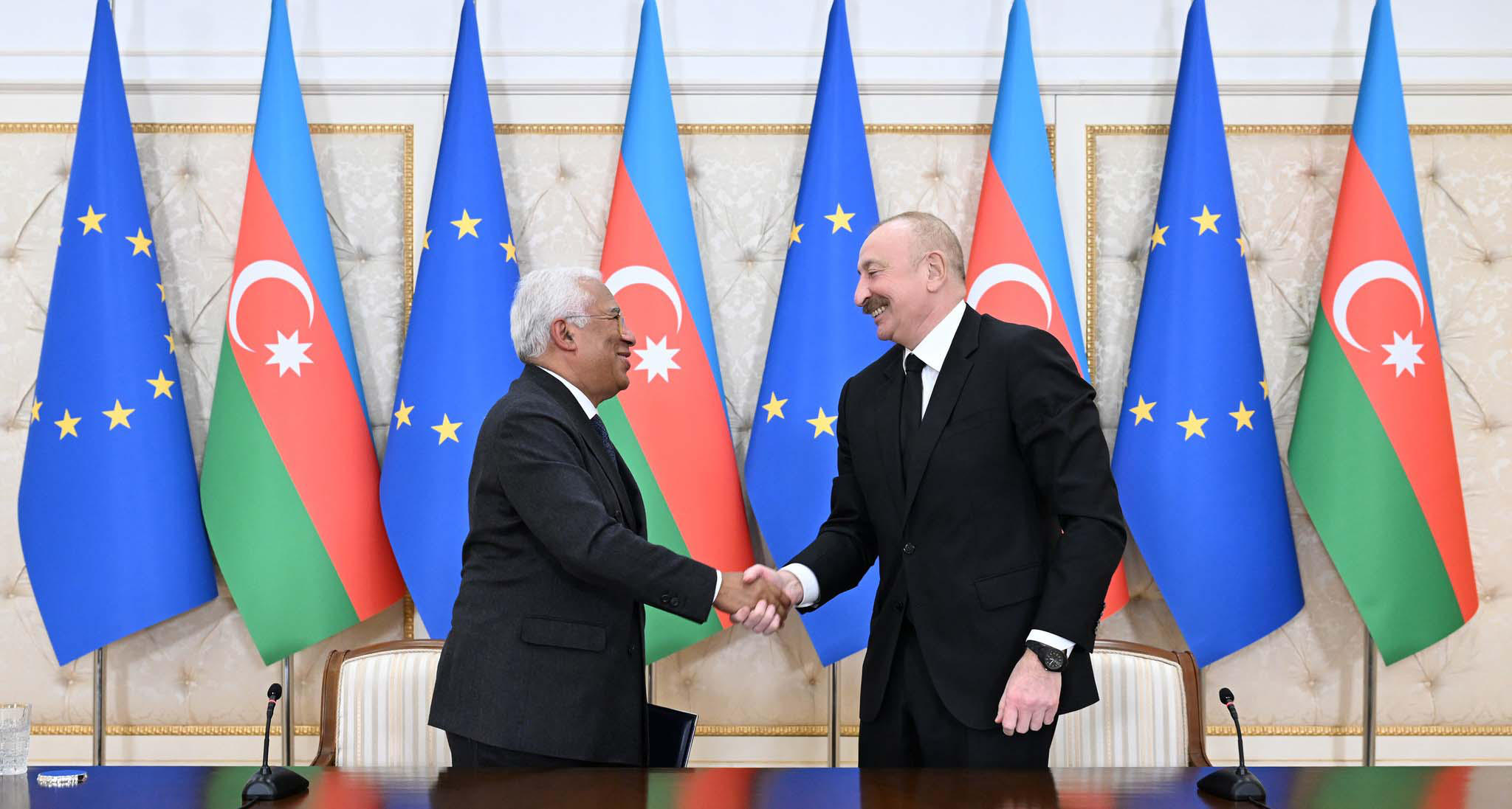 ანტონიო კოშტა და ილჰამ ალიევი ბაქოში შეხვედრის შემდეგ ერთობლივ განცხადებას ავრცელებენ - ევროკავშირი და აზერბაიჯანი პოლიტიკურ დიალოგს და თანამშრომლობას კიდევ უფრო გააღრმავებენ