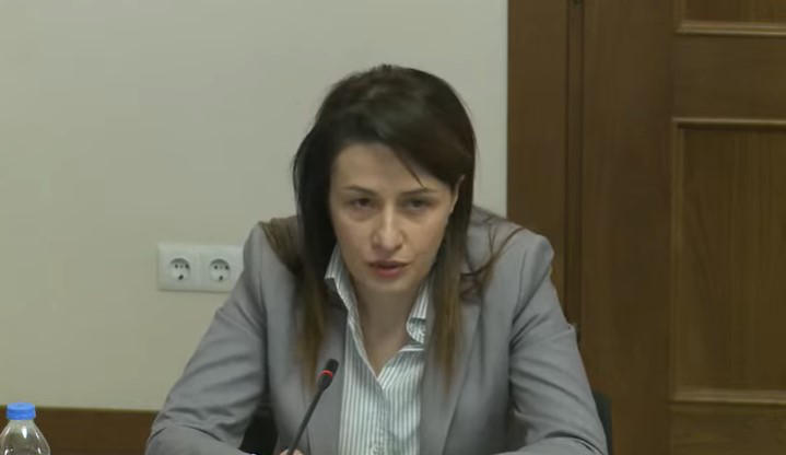 სუპერმარკეტთა ქსელ „ზღაპარის“ დირექტორი - საკმაოდ მაღალია დანაკარგები, ვგულისხმობ არასრულწოვნების თემას - თითქმის ყოველ დღე, დღეში რამდენჯერმე სტუმრობენ მარკეტებს და მიაქვთ, რაც მოესურვებათ