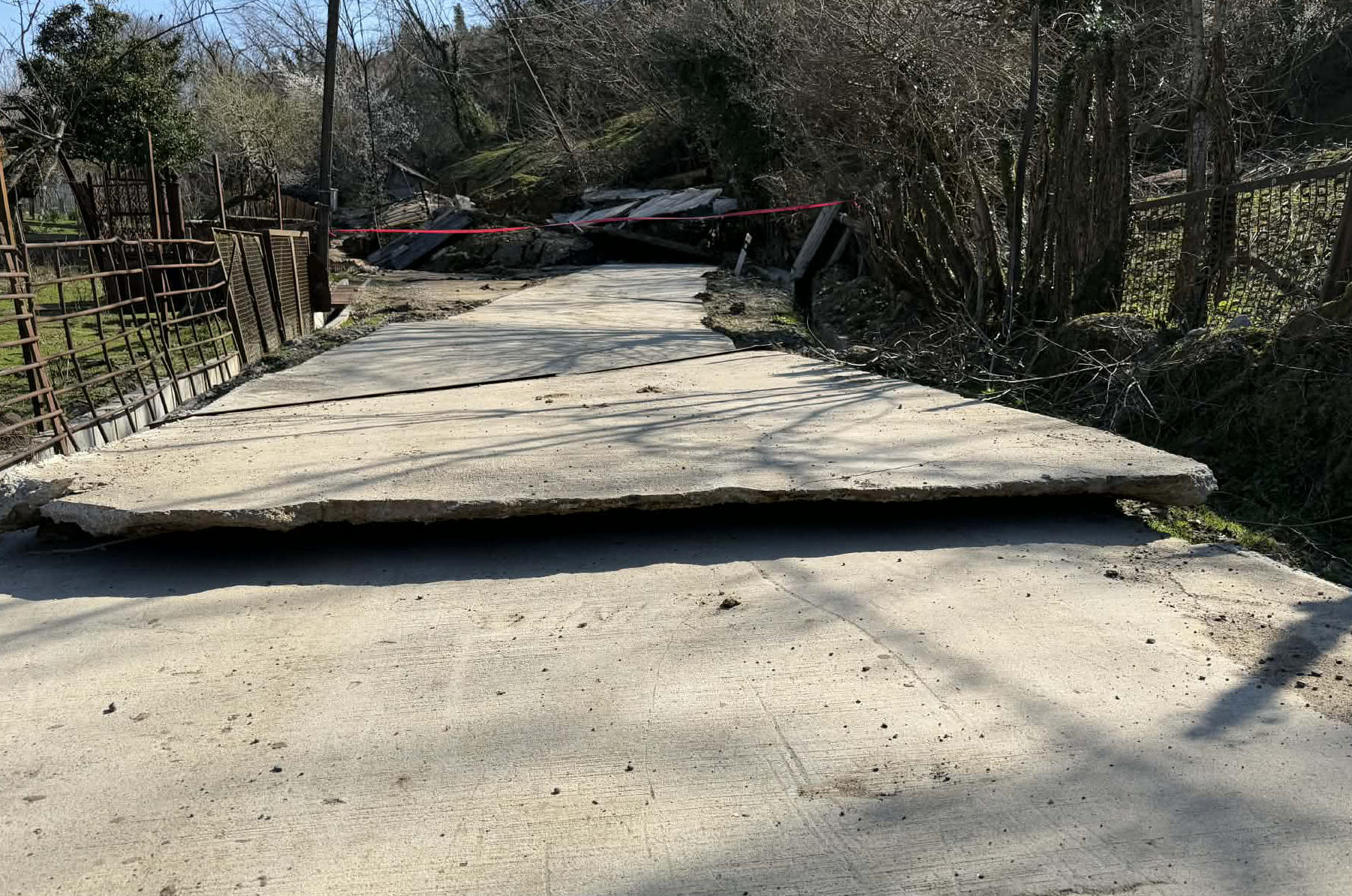 მინისტრის მოადგილე - ტყიბულის მუნიციპალიტეტში  მეწყრული ზონიდან 45 ოჯახის ევაკუაცია განხორციელდა - ადგილზე გეოლოგები იმყოფებიან