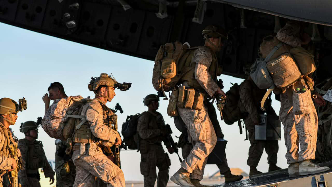 CNN - აშშ ახლო აღმოსავლეთში საზღვაო ქვეითების ქვედანაყოფს აგზავნის