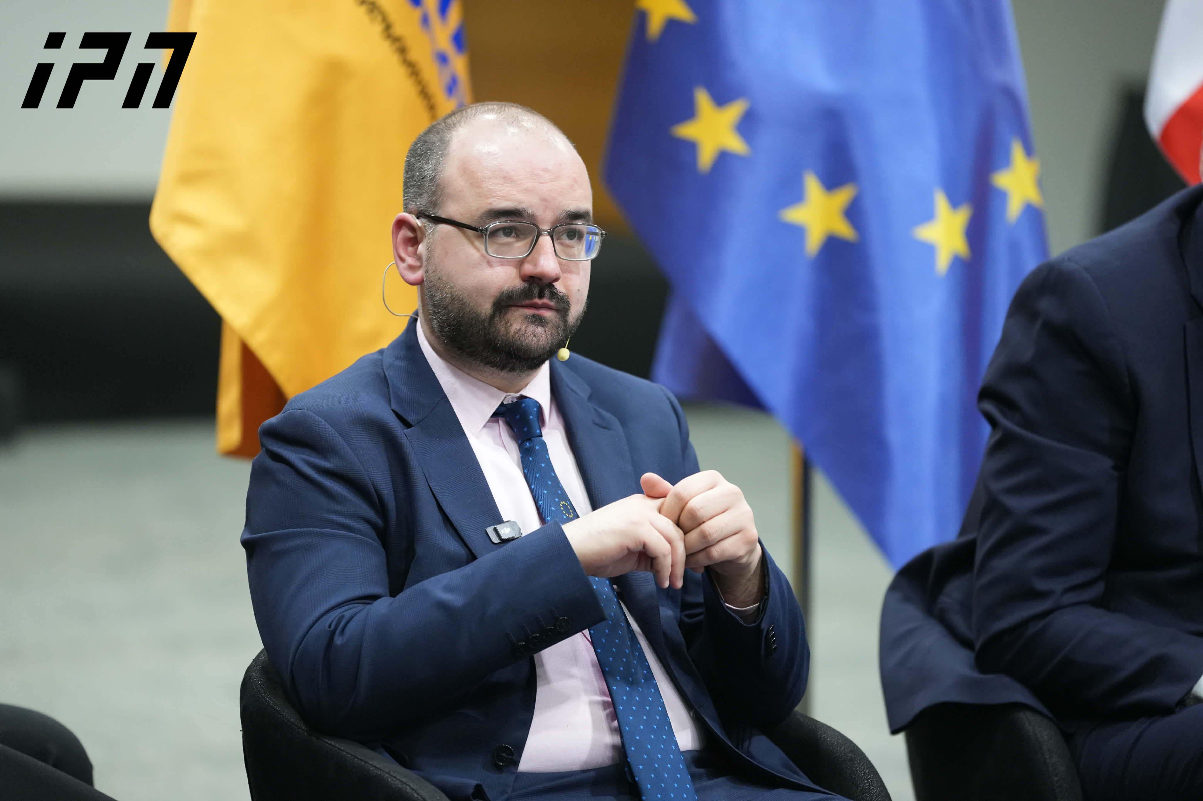 გრიგოლ გეგელია - კალენდრით ჩხირკედელაობაზე, აპრილზე და მაისზე ლაპარაკს „ქოცებს“ ვურჩევდი, საქმეს მიხედონ, კონკრეტული ნაბიჯები გადადგან და აშშ-სთან მიაღწიონ გარკვეული ტიპის სტაბილიზაციას