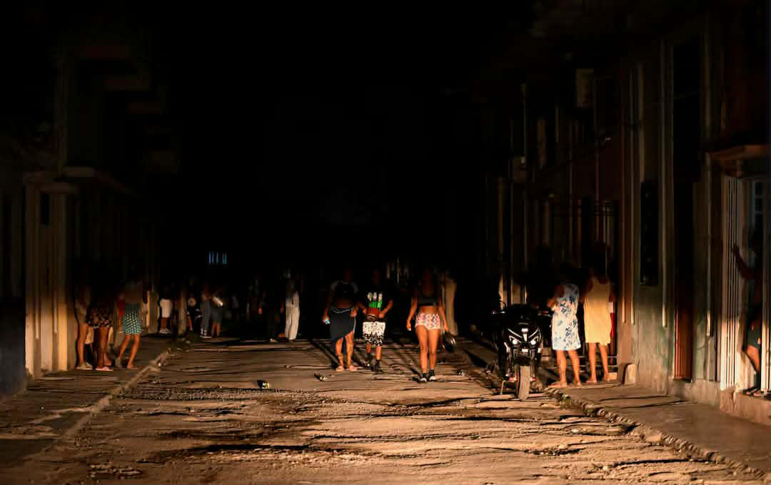 Reuters - კუბაზე ელექტრომომარაგების სისტემა მწყობრიდან გამოვიდა, მილიონობით ადამიანი ელექტროენერგიის გარეშე დარჩა