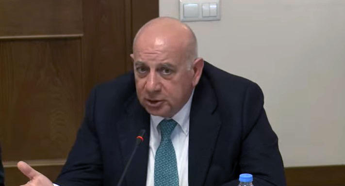 არჩილ მელიქაძე - პროდუქტის ექსკლუზიურმა შემომტანებმა შესაძლებელია თქვან, ის 5% მოგების, რომელიც საქართველოს ტერიტორიაზე ჩანს, ეს არის მთელი ჯაჭვი მომწოდებლიდან ექსკლუზიურ დისტრიბუტორამდე, მე თქვენ გარწმუნებთ, რომ ამ ჯაჭვში 5%-ზე 10-ჯერ მეტი მოგებაა