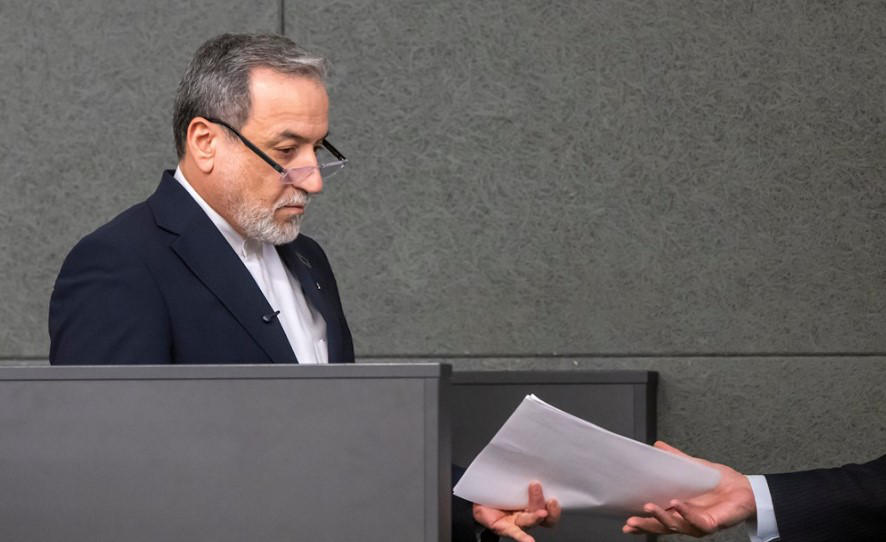 აბას არაღჩი - ალი ლარიჯანის მკვლელობა ირანის დესტაბილიზაციას არ გამოიწვევს