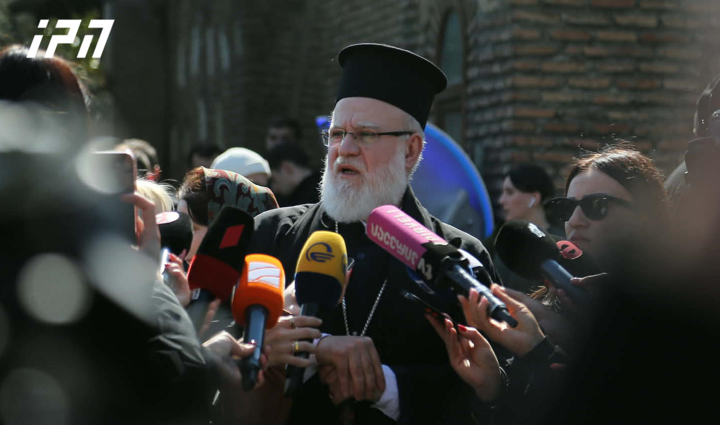 მეუფე ზენონი - ჩვენ გვქონდა საუბარი და პატრიარქმა თქვა, ვნერვიულობ, რა იქნება ჩემს შემდეგ, არც ხელისუფლება და არც არავინ შემდეგი პატრიარქის არჩევაში არ უნდა ჩაერიოს, ეს არის ჩემი სურვილიო - ასე იქნება! შეცდომები არ იქნება დაშვებული