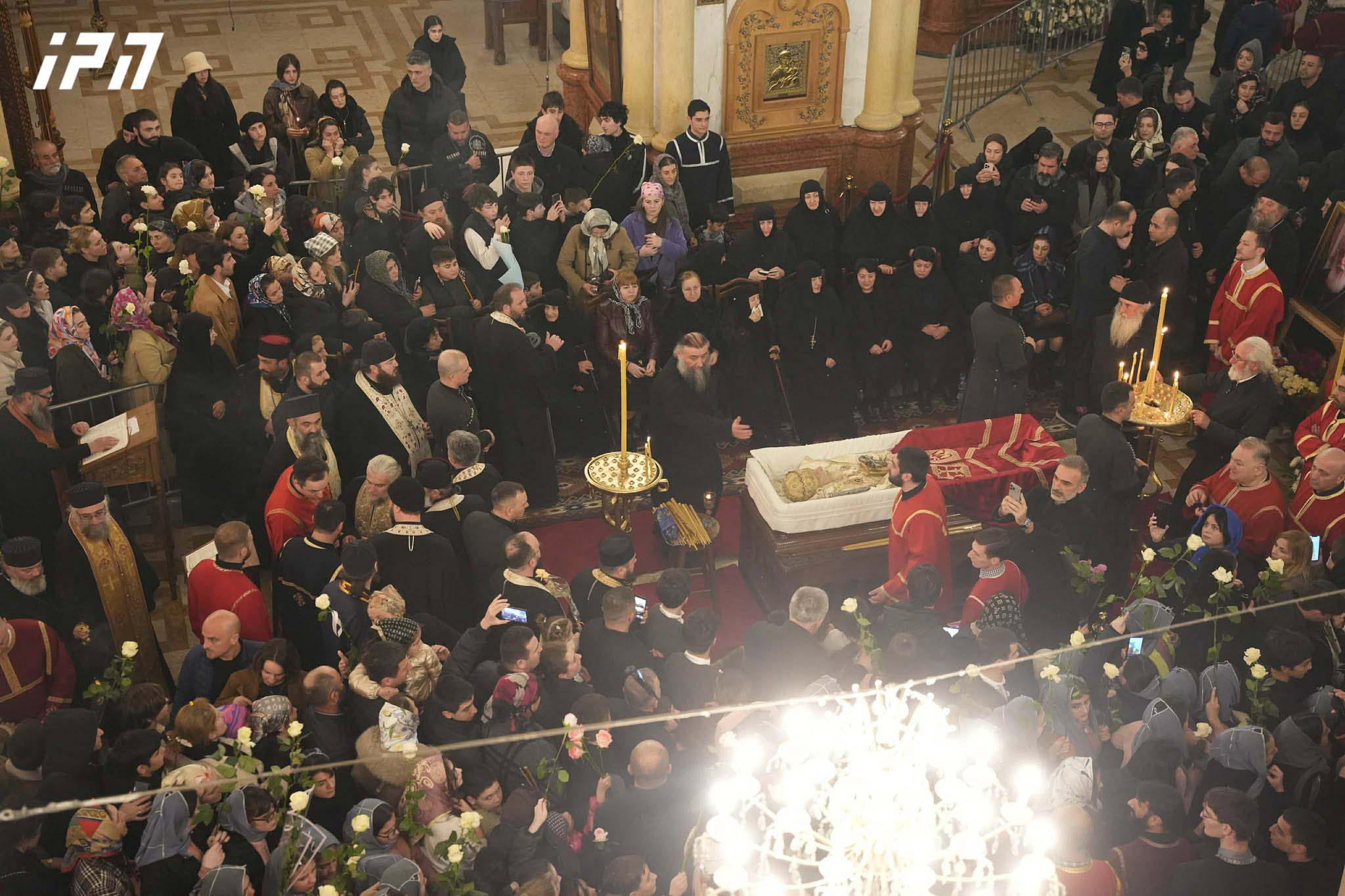 პატრიარქის ნათლულებმა ილია მეორის ხსოვნას პატივი მიაგეს