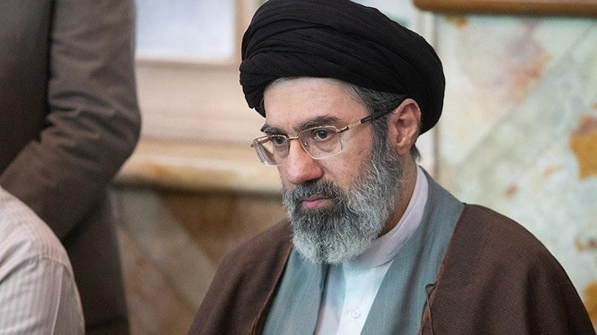 ირანის ახალი უზენაესი ლიდერი აიათოლა მოჯტაბა ხამენეი, პრეზიდენტისთვის გაგზავნილ წერილში აცხადებს, რომ „ქვეყნის მტრებს უსაფრთხოება არ უნდა ჰქონდეთ“