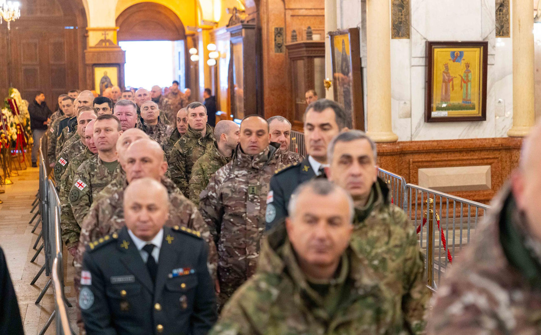 ჯარისკაცებმა ილია მეორის ხსოვნას პატივი მიაგეს