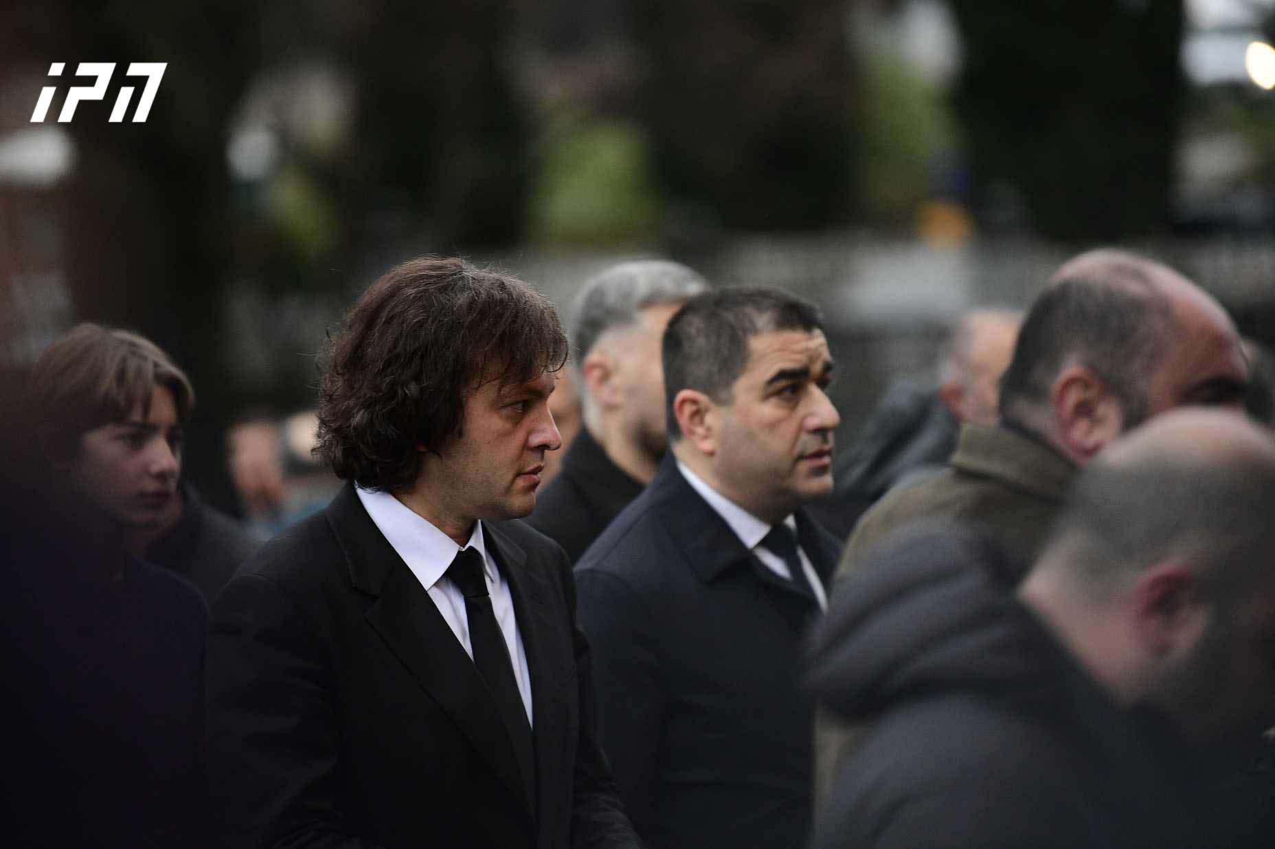 სამების საკათედრო ტაძარში ხელისუფლების წარმომადგენლები მივიდნენ