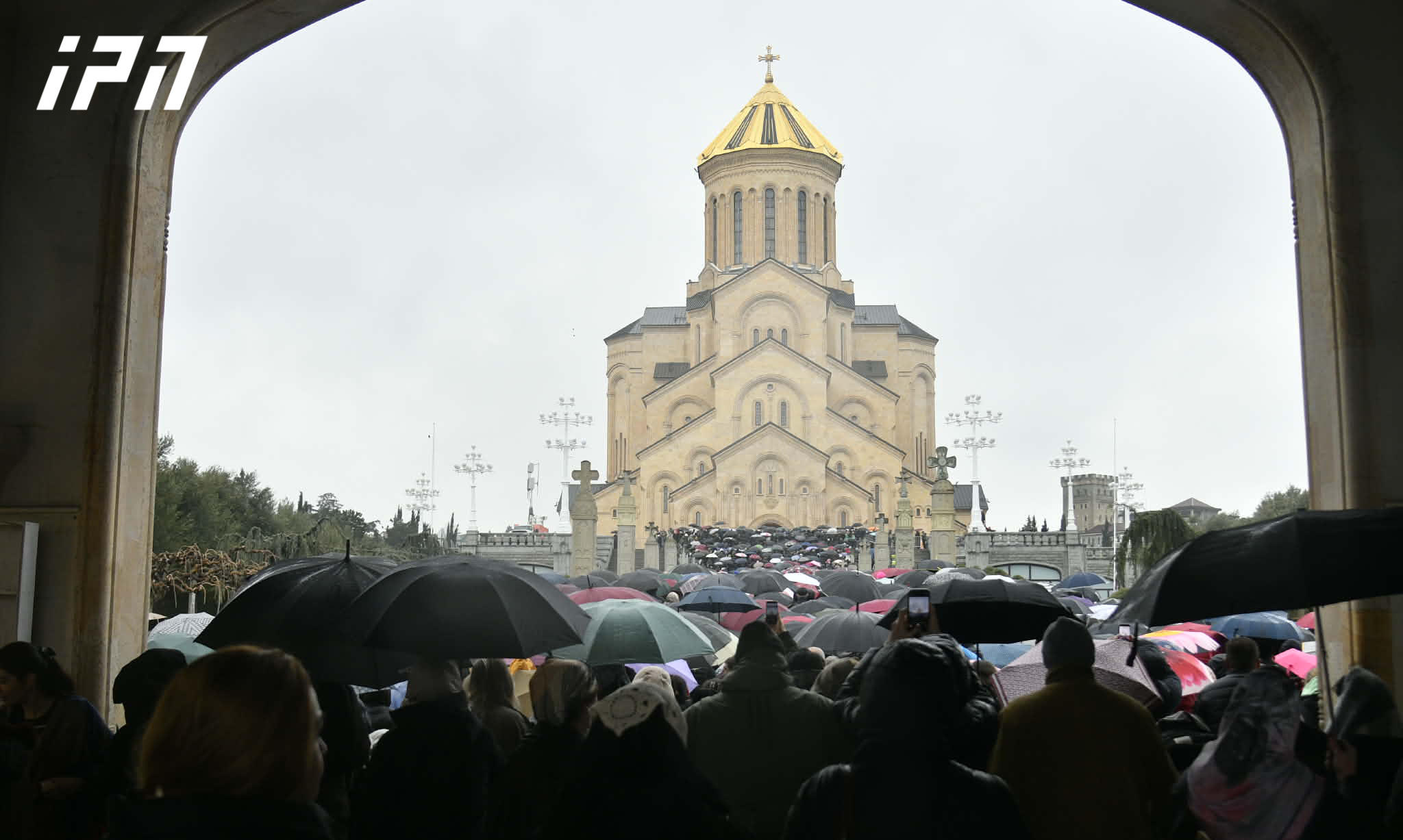 საქართველოს მასშტაბით ყველა მოქმედ ეკლესია-მონასტერში, 21 და 22 მარტს, სამგლოვიარო ზარებს დარეკავენ